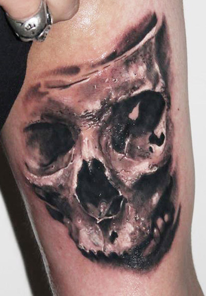 Mind Blowing Realistic 3D Skull Tattoo Design Made By Robert Zyla